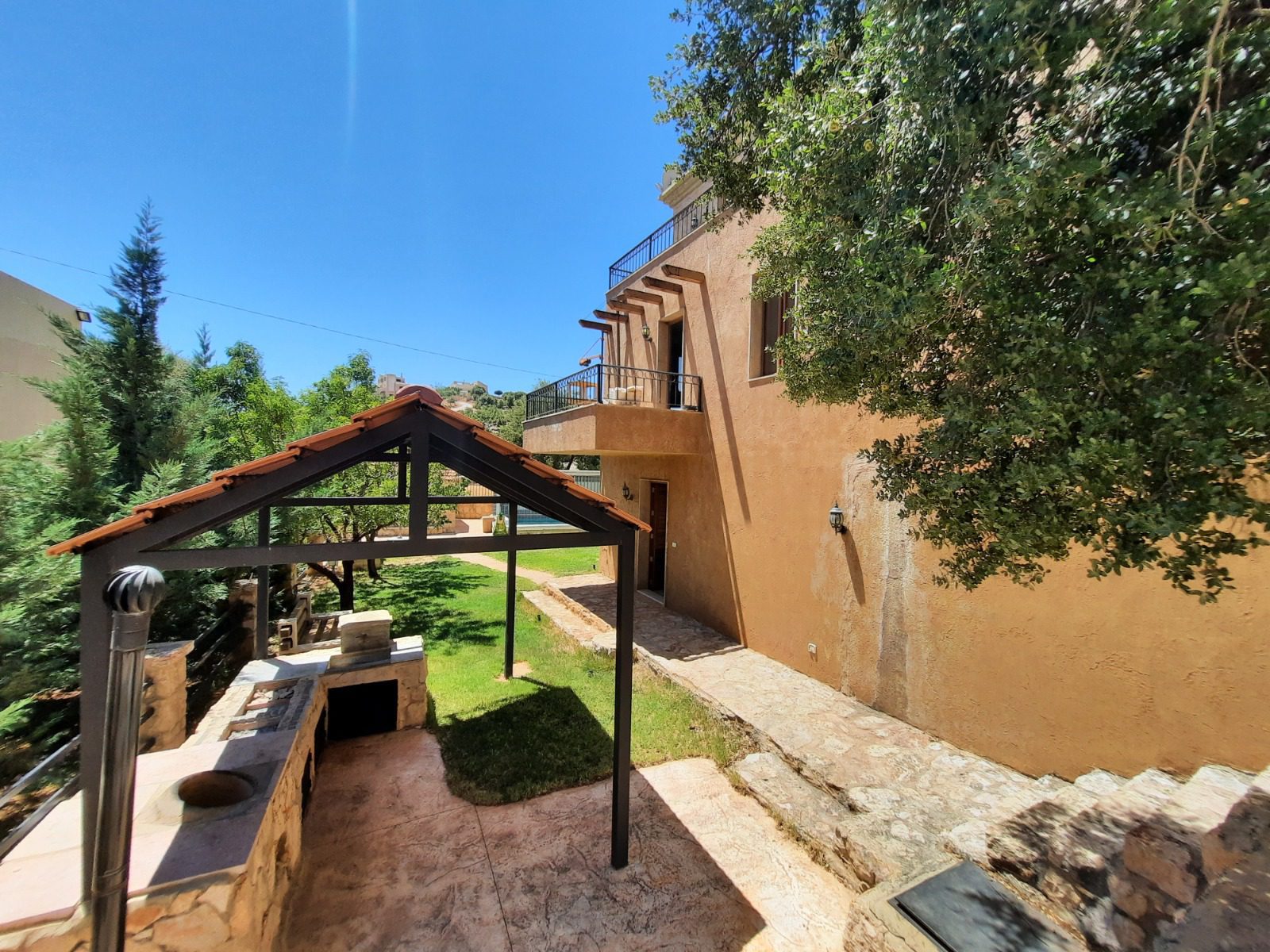 Whole Villa – Deir el Ahmar