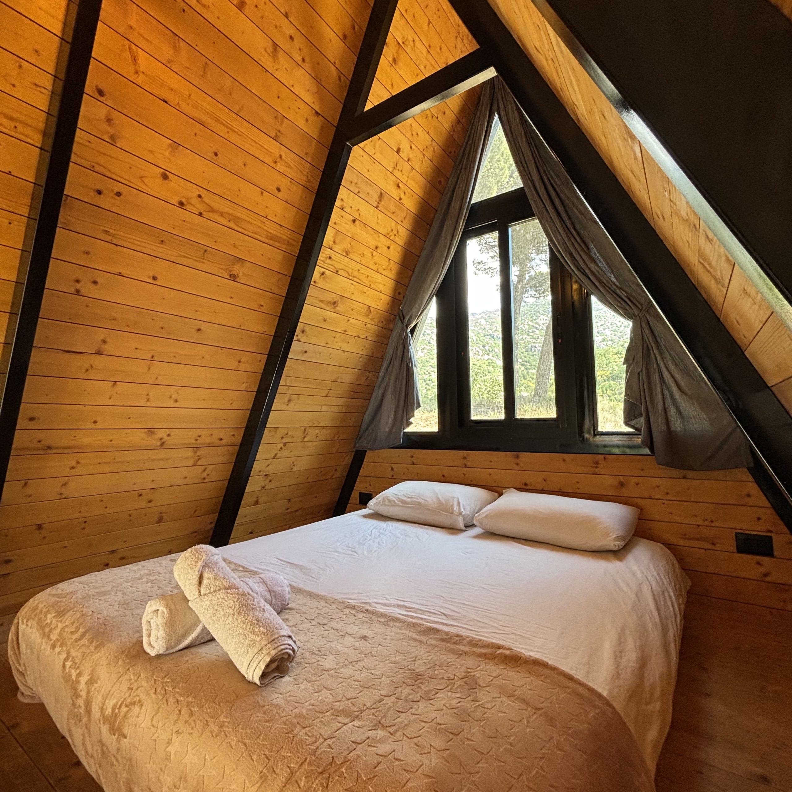 A-shaped Bungalow 4 with Indoor Jacuzzi  – Douma