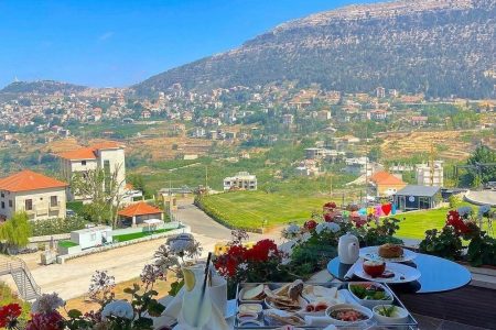 Luxurious Hotel – Ehden