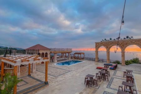 Venue and Chalet – Kfarabida