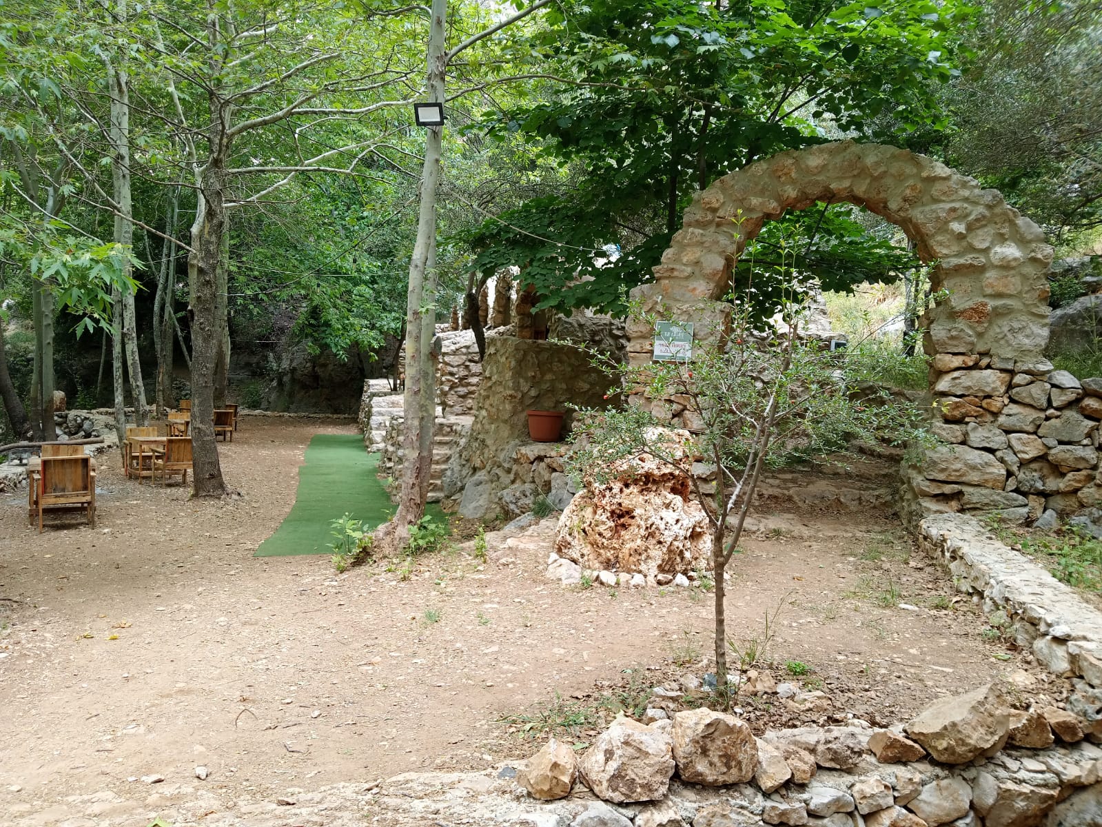 Caves – Tannourine el Tahta