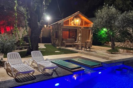 Guesthouse with Private Pool – Kfarmatta, Chouf