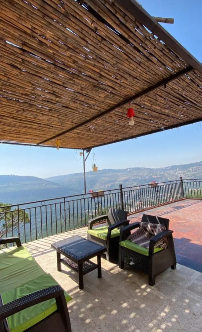 Chalet with Private Pool – Ghaboun, Aley